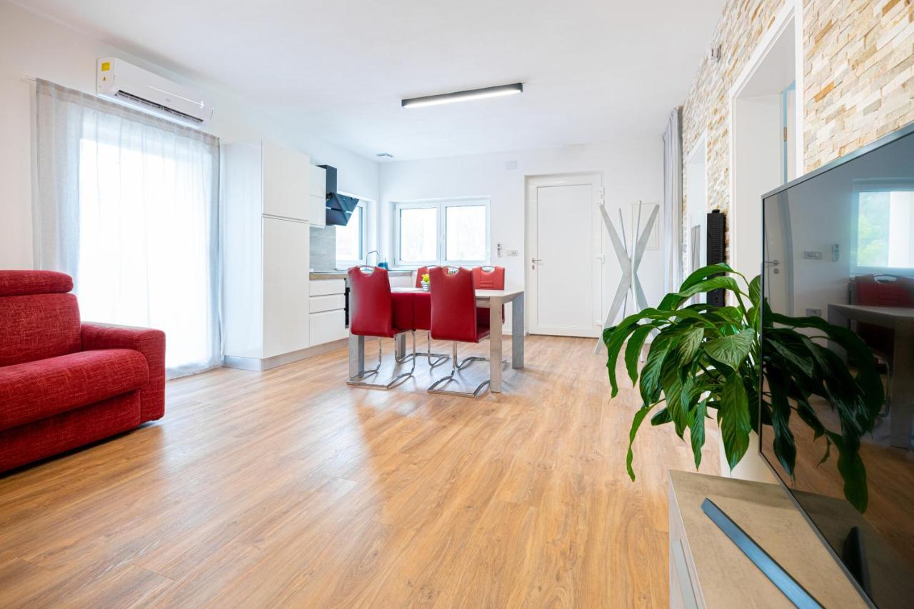 Hisa Kragelj Apartment โมสต์ นา โซชิ ภายนอก รูปภาพ